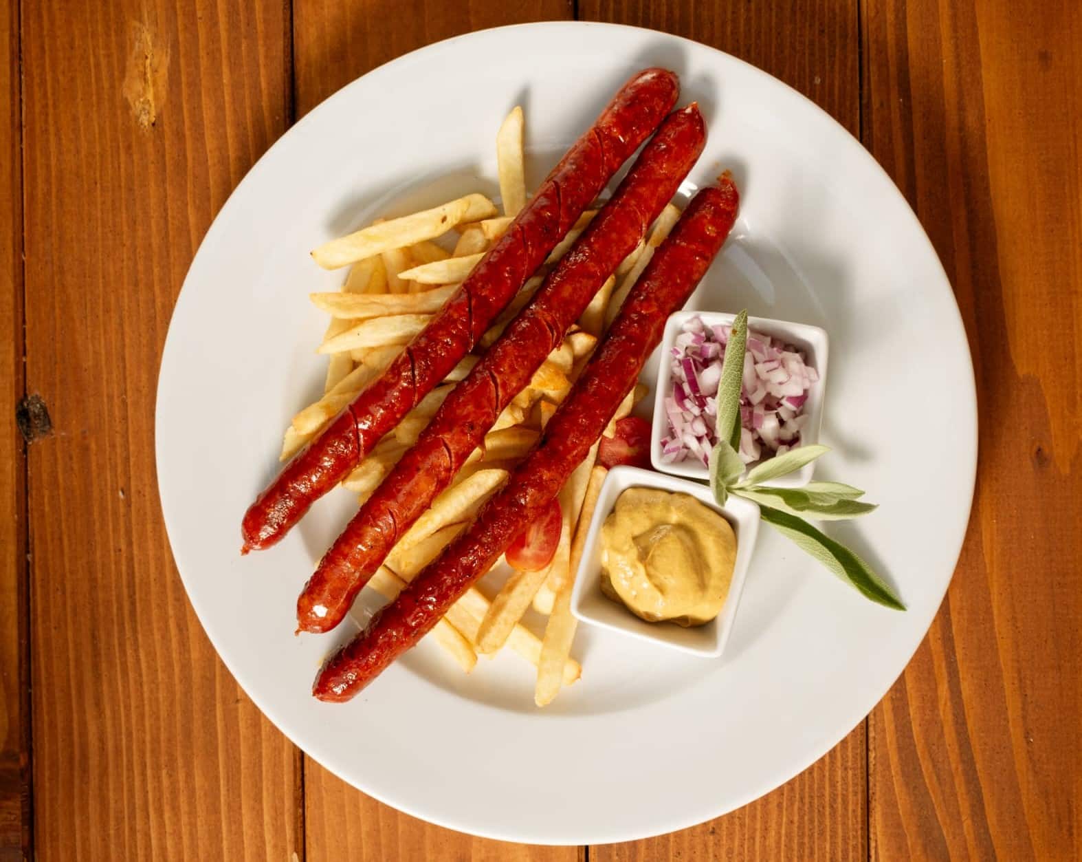 Роштиљ кобасица